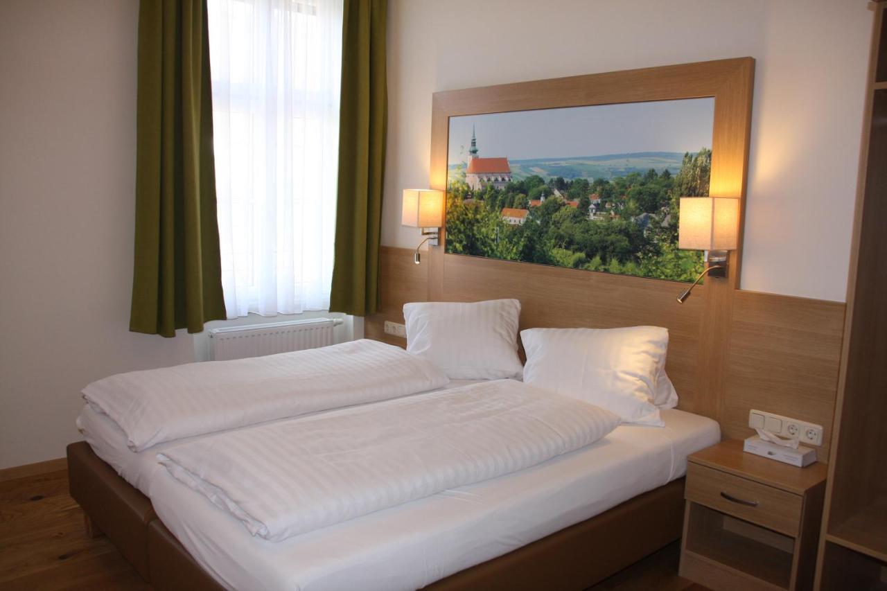Weinhotel Rieder Poysdorf Luaran gambar